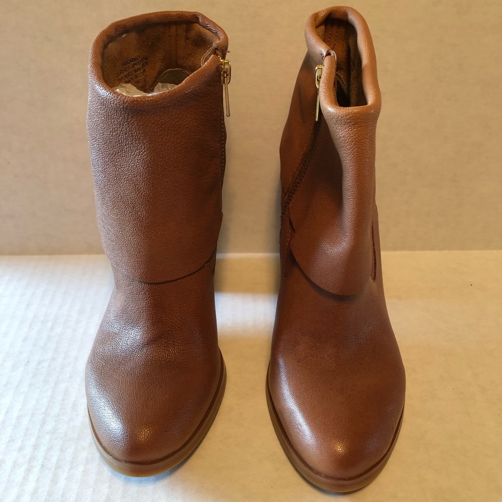 Nine west womens dark tan leather bootie size 6.5